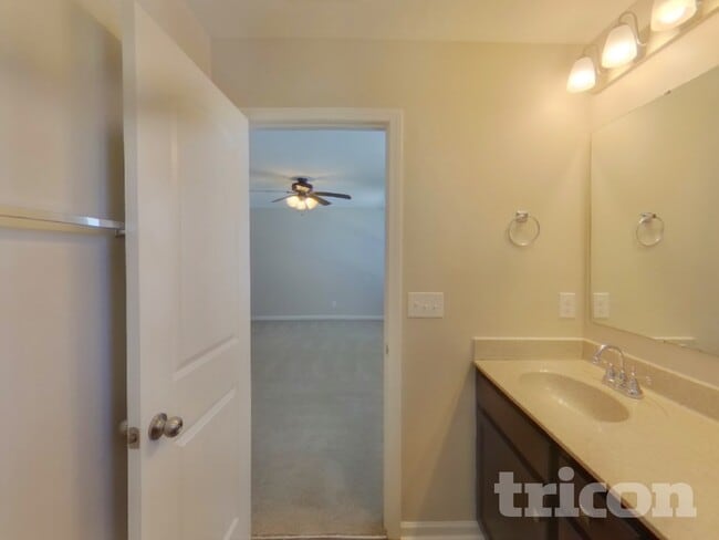 Photo - 809 Valley Creek Dr