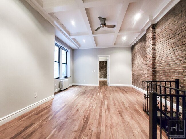 Photo - East 75th Street Unit 5B