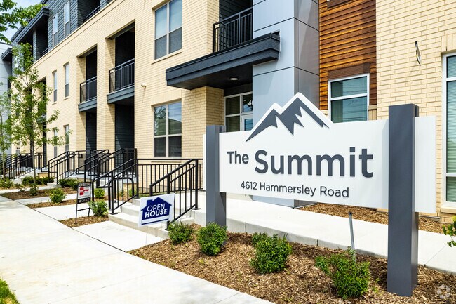 The Summit Residences - The Summit Residences Rental