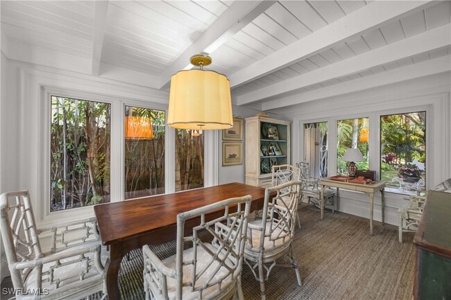 Photo - 295 6th St N