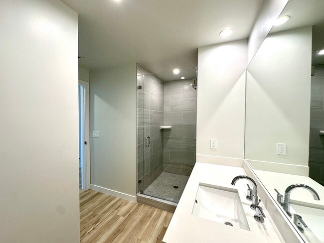 Photo - 525 SW 4th Ave Unidad S1