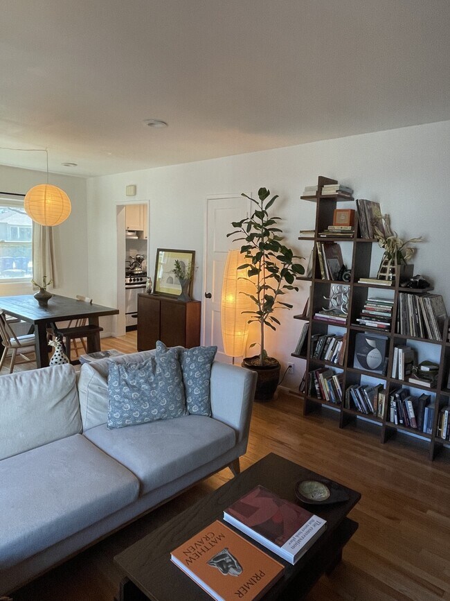 Photo - 4124 Center St Unit 4124