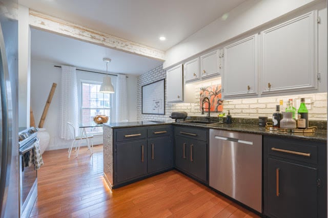 Photo - 81 Stratford Ln