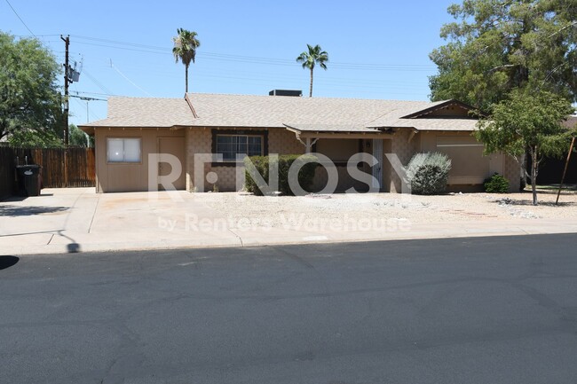 Building Photo - 8420 E Edgemont Ave