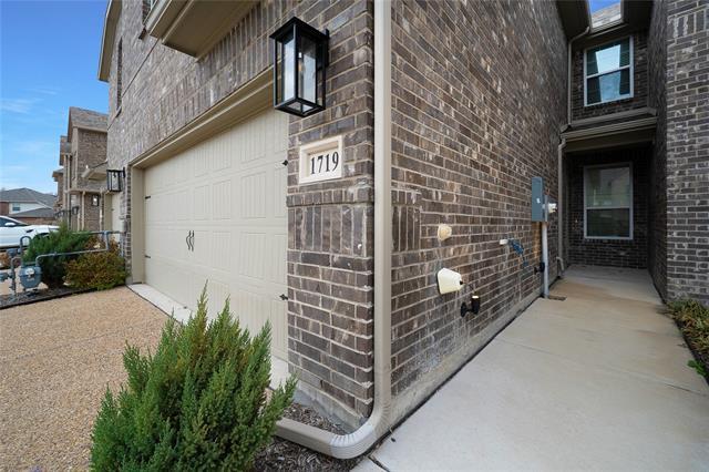 Photo - 1719 Lisa Ct