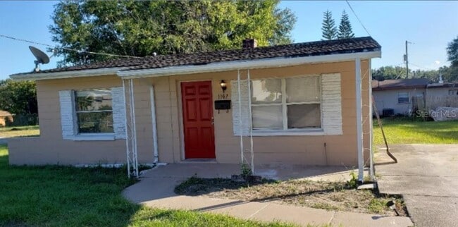 Photo - 1107 E Main St Casa