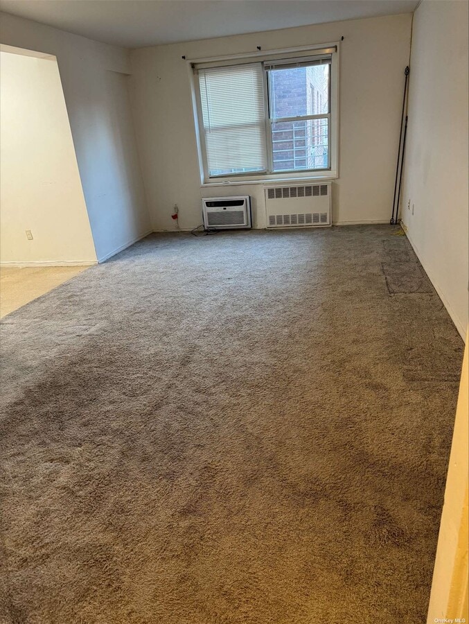 99 Randall Ave Apartment For Rent in Freeport, NY