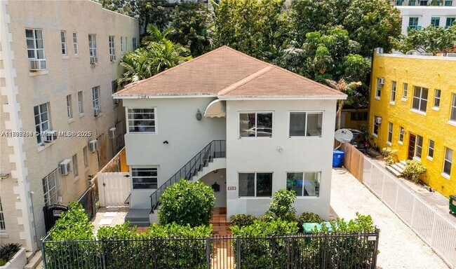 Photo - 426 NE 26th St Unit 2