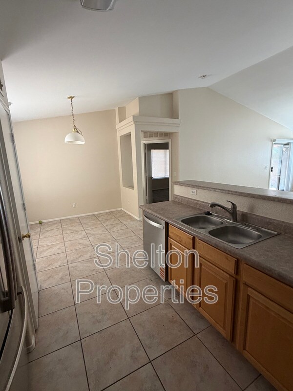 Photo - 12725 W Hearn Rd