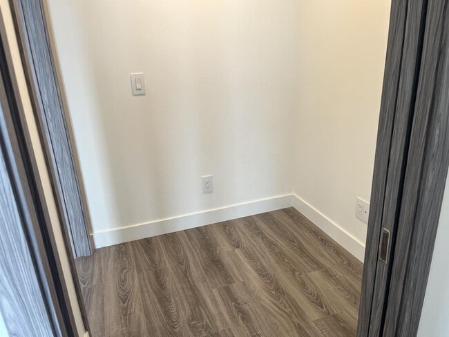 Photo - 10750-1135A 135a St Unité 1601