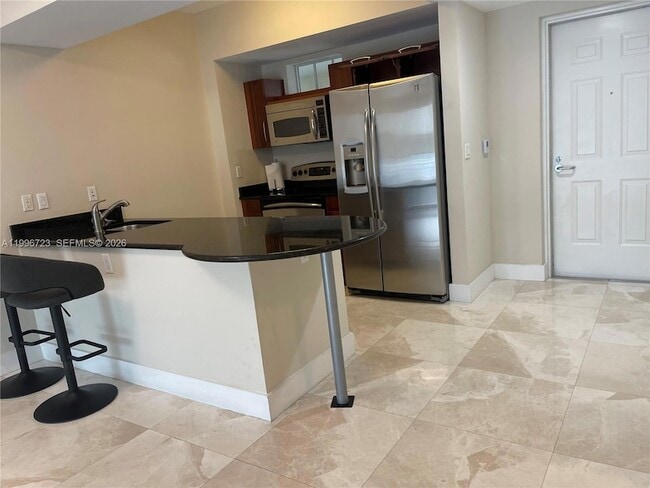 Photo - 7290 SW 90th St Unidad 307