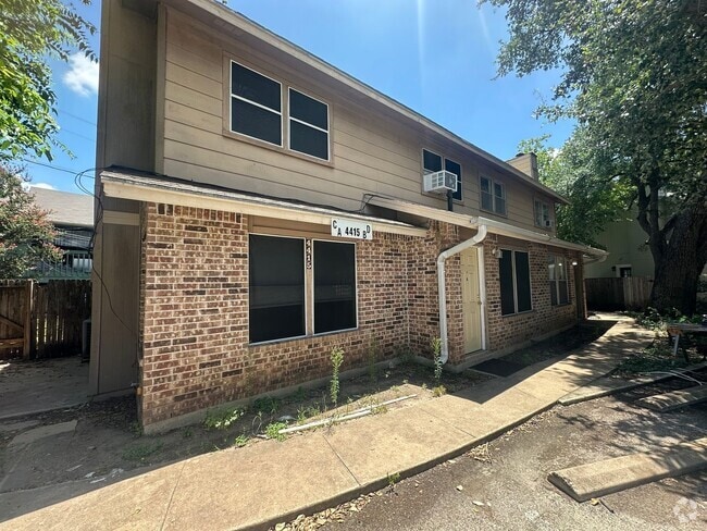 Building Photo - 2 Bed 1.5 Bath in Austin Rental