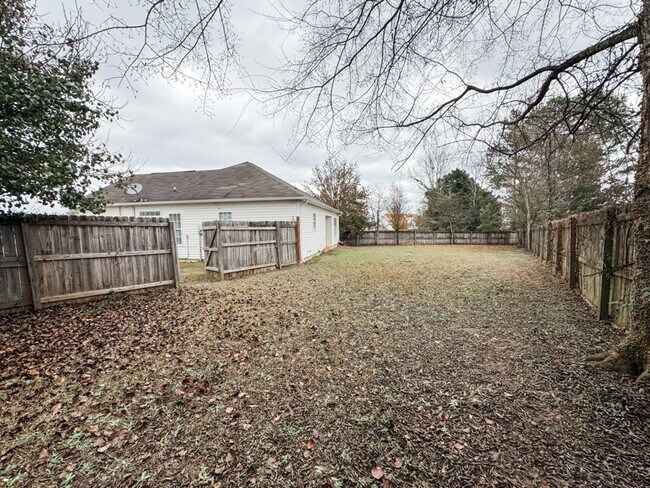 Photo - 107 Barley Pl