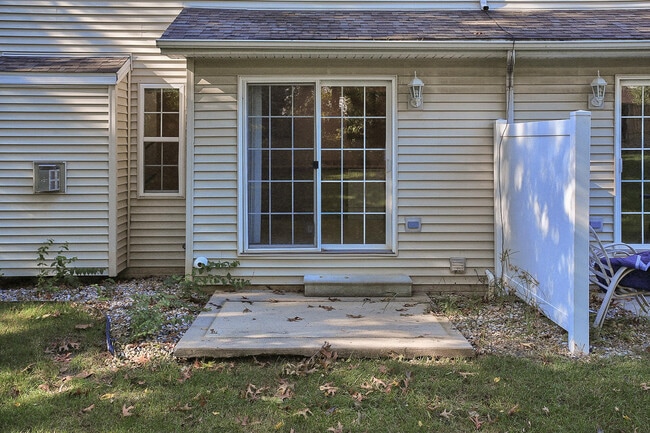 306 Windwood Ct