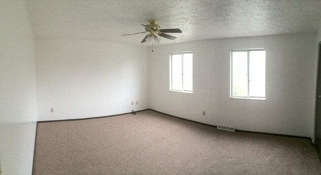 Photo - Shaler Townhouse