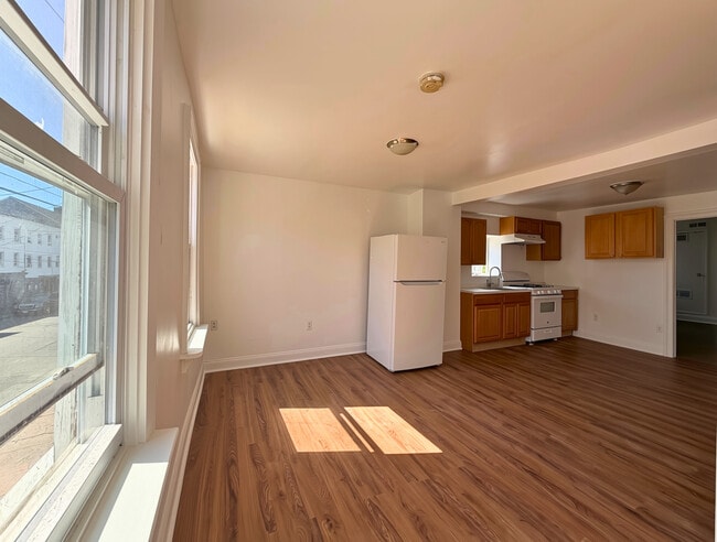 Photo - 274 Washington St Unit 2F