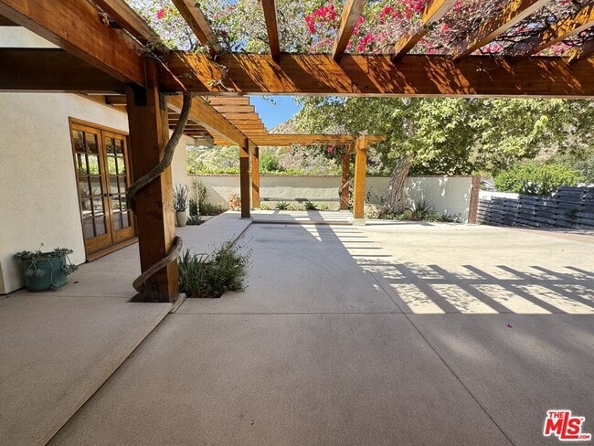 5942 Paseo Cyn Dr