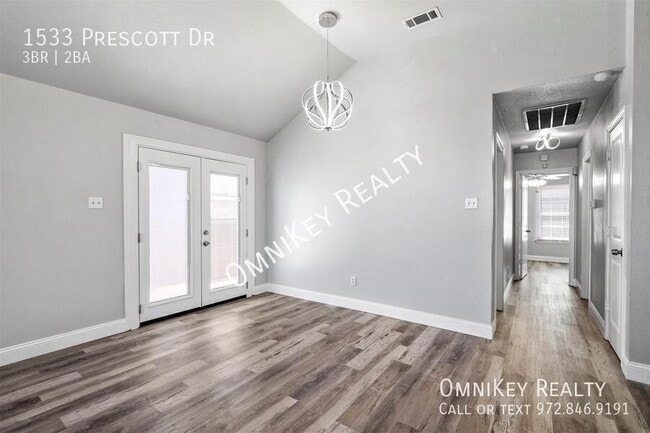 Photo - 1533 Prescott Dr