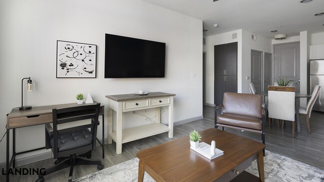 Photo - 1001 S Center St Unidad 1212