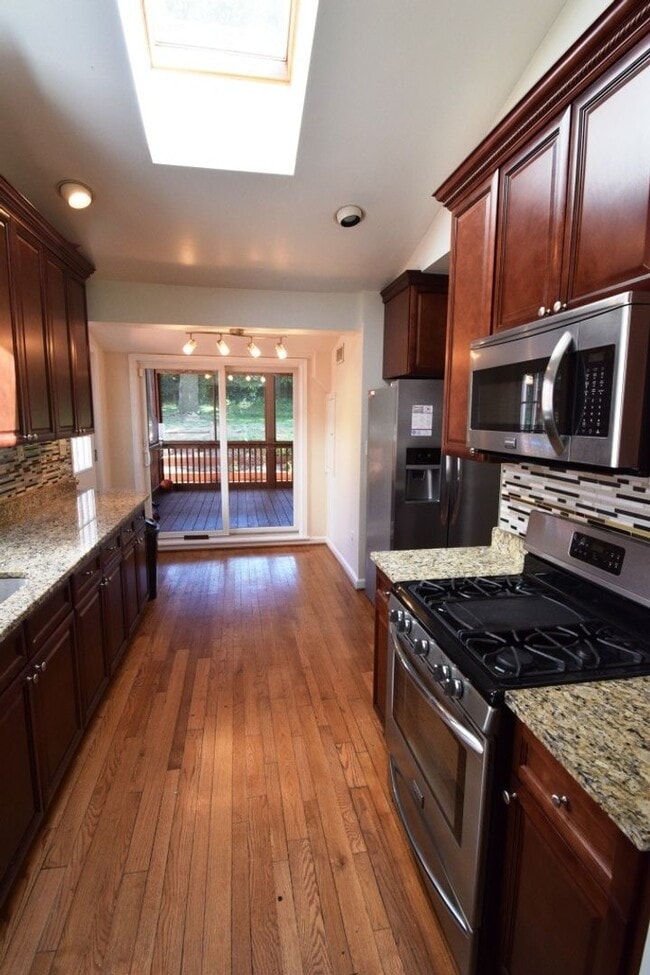 Photo - Surprisingly Large Beautiful Home in Nice Neighborhood!