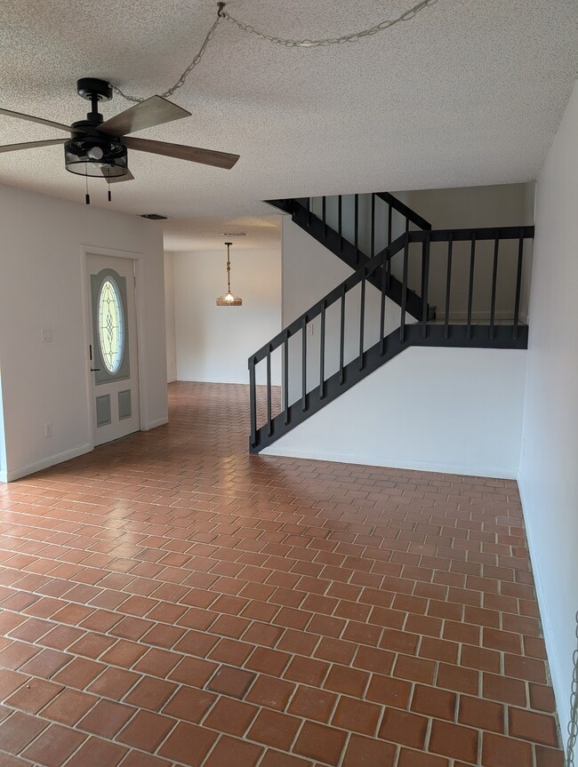 Photo - 1713 Park Meadows Dr