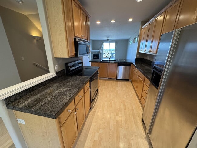 Photo - 3 Story Townhome in West Linn.