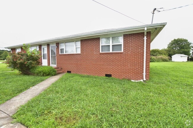 Building Photo - 936-938 Schumann Dr Unit 938 Schumann Dr. Rental