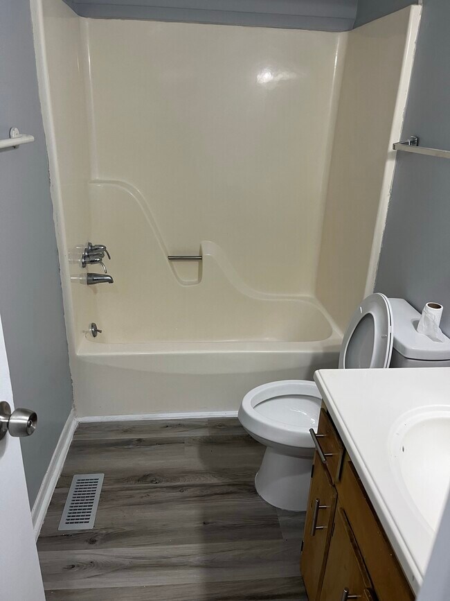 Photo - 4112 Arckelton Dr