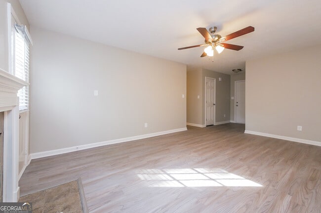 Photo - 1201 Sunday Ln