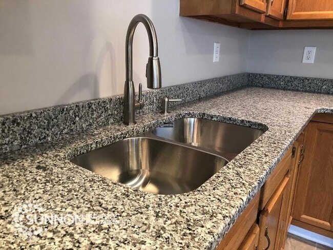 Photo - Remodeled 3 BR 2.5 BA in Raintree