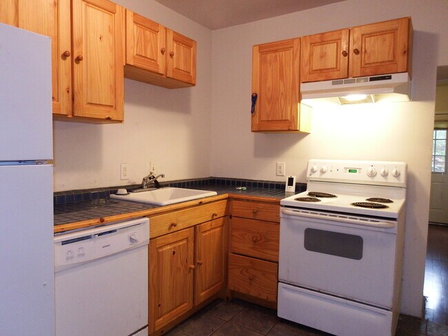 Photo - 837 Washington Blvd Unit A