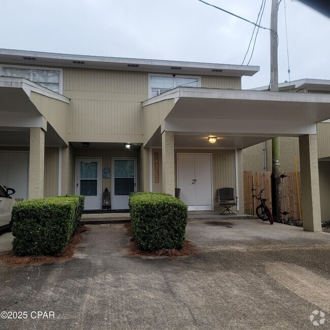Building Photo - 6903 N Lagoon Dr Unit 6 Rental