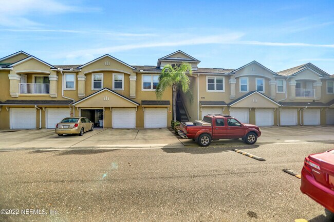 7051 DEER LODGE Cir Unit 107