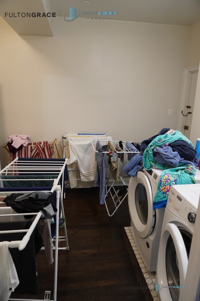 Photo - 534 W Stratford Pl Unit 2E