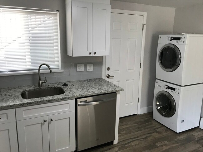 Photo - Depew Street Multiplex Unit 2183