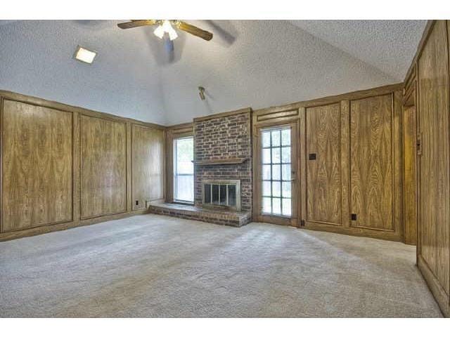 Photo - 2021 Chalfont Dr