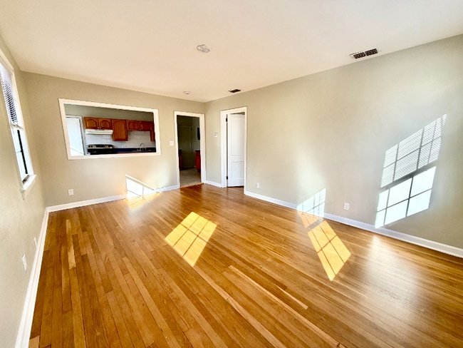 Photo - 1843 Hubbard St Unit 1839