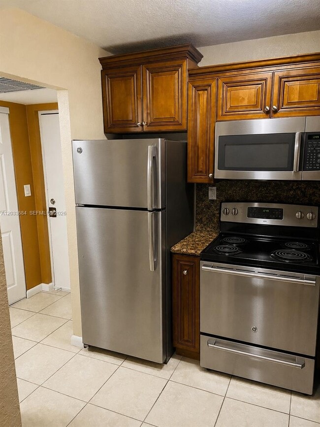 Photo - 17570 Atlantic Blvd Unit 306