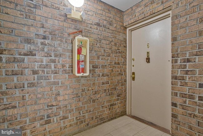 15 Silverwood Cir Unit 6