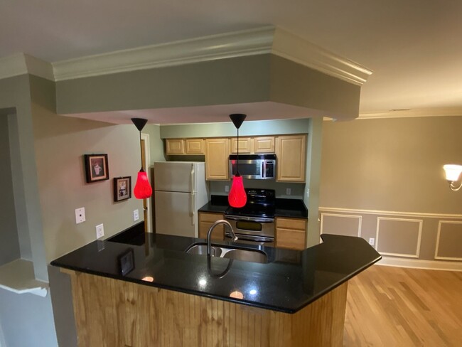 Upgraded Condo for Immediate Move in - Upgraded Condo for Immediate Move in