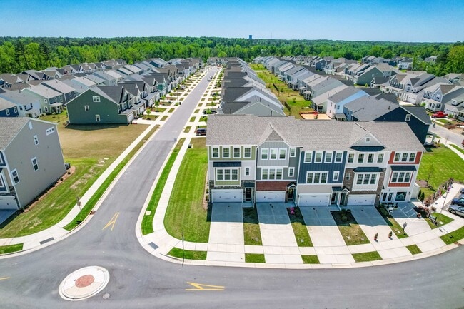 Photo - 2245 Kettle Falls Station