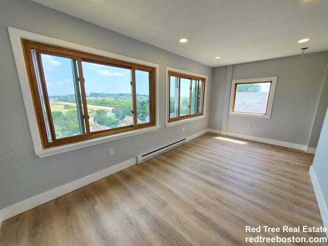 Photo - 31 Faywood Ave Unit 3