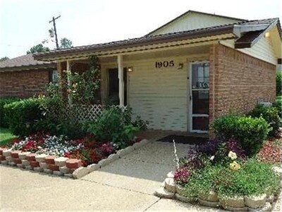 Photo - Hilltop Apartments