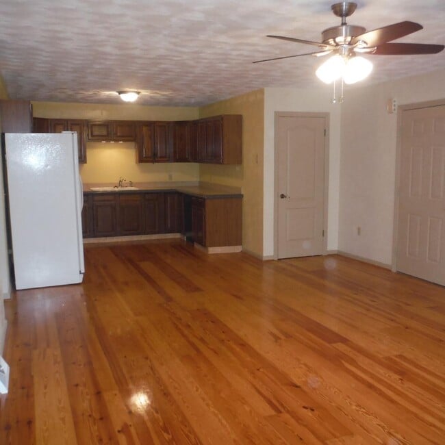 Photo - 523 Terrace St