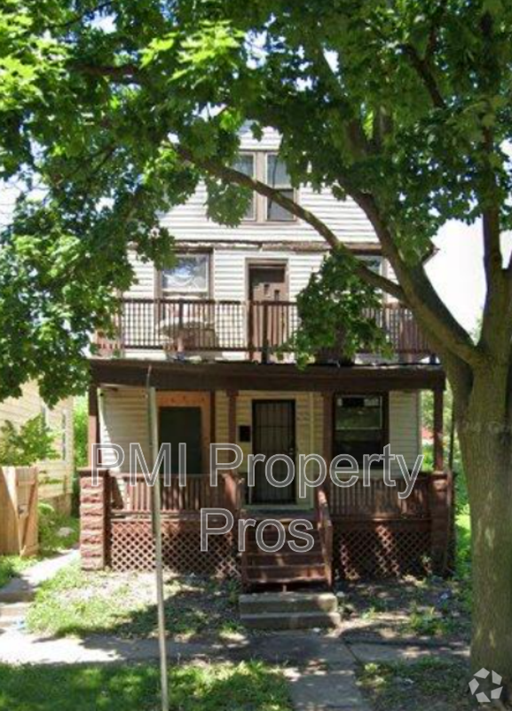 Building Photo - 2945A N 23rd St Rental