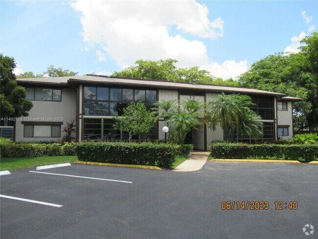 Building Photo - 9654 S Belfort Cir Rental