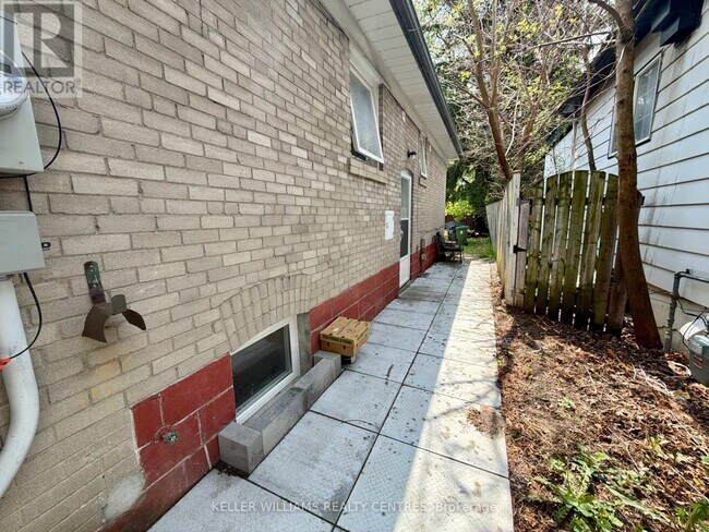 Photo - 9 Sanderson Rd
