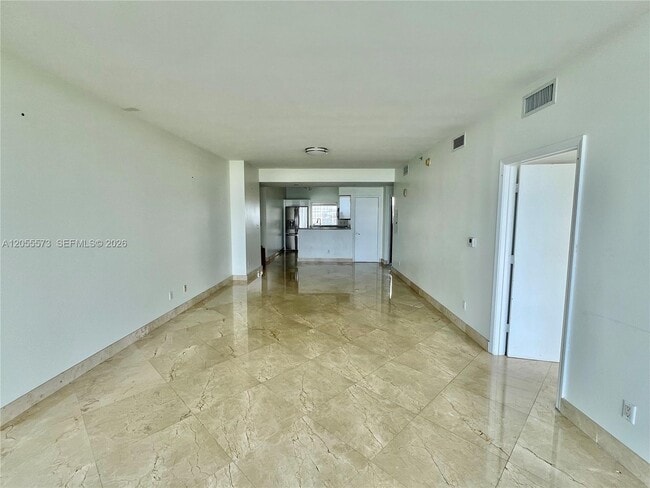 Photo - 601 NE 36th St Unit 1307