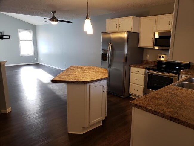 Photo - 10515 64th Ln NE