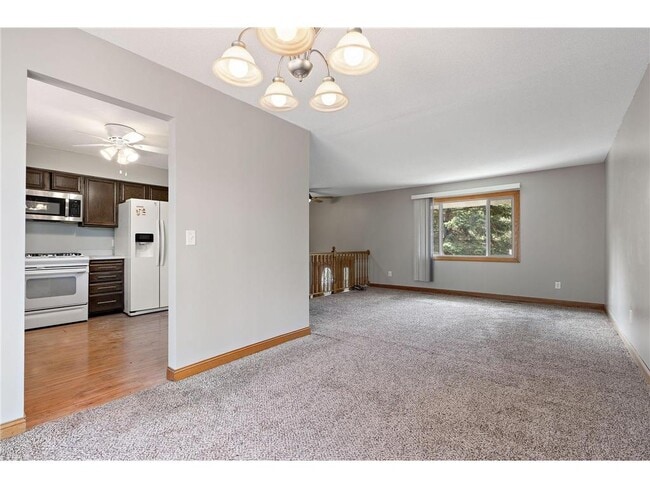 Photo - 1735 Walnut Ln